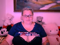 Marrybigboobs1